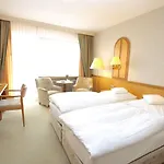 Akzent Berlin Ihr Thermeplus 3* باد بيفينسون