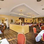 Akzent Berlin Ihr Thermeplus 3*